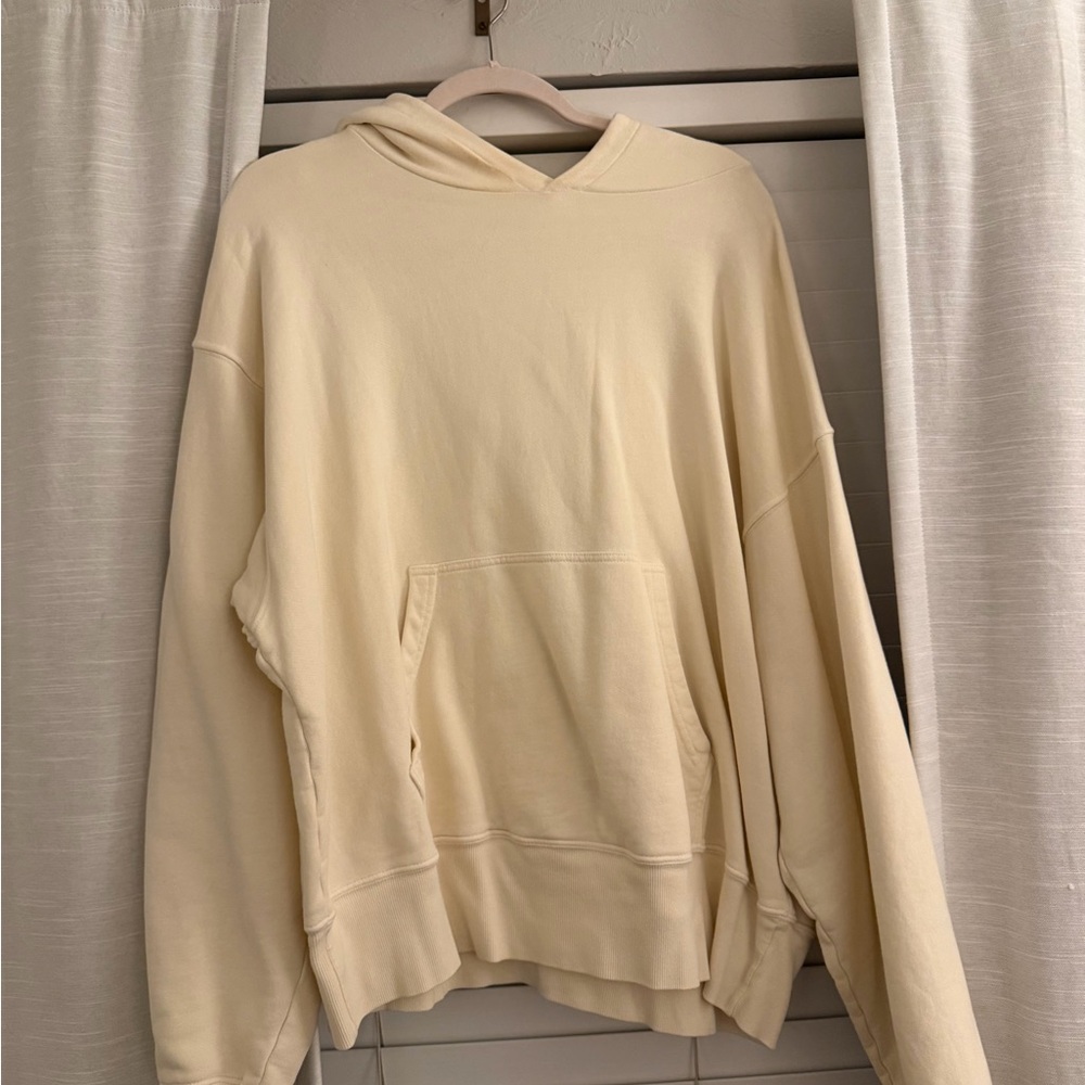 Daily Drills Cream Hoodie with Black Tag - Picture 4 of 4